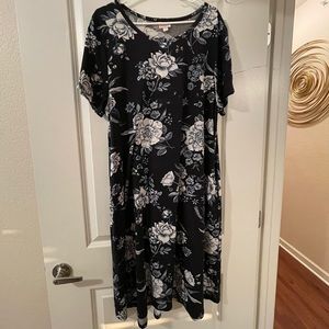 LuLaroe Carly